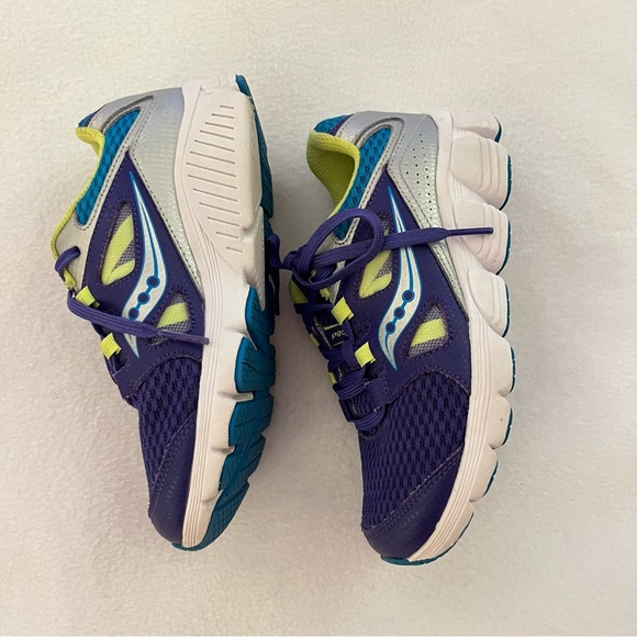 Saucony Pro-Lock Sneakers - Picture 5 of 7